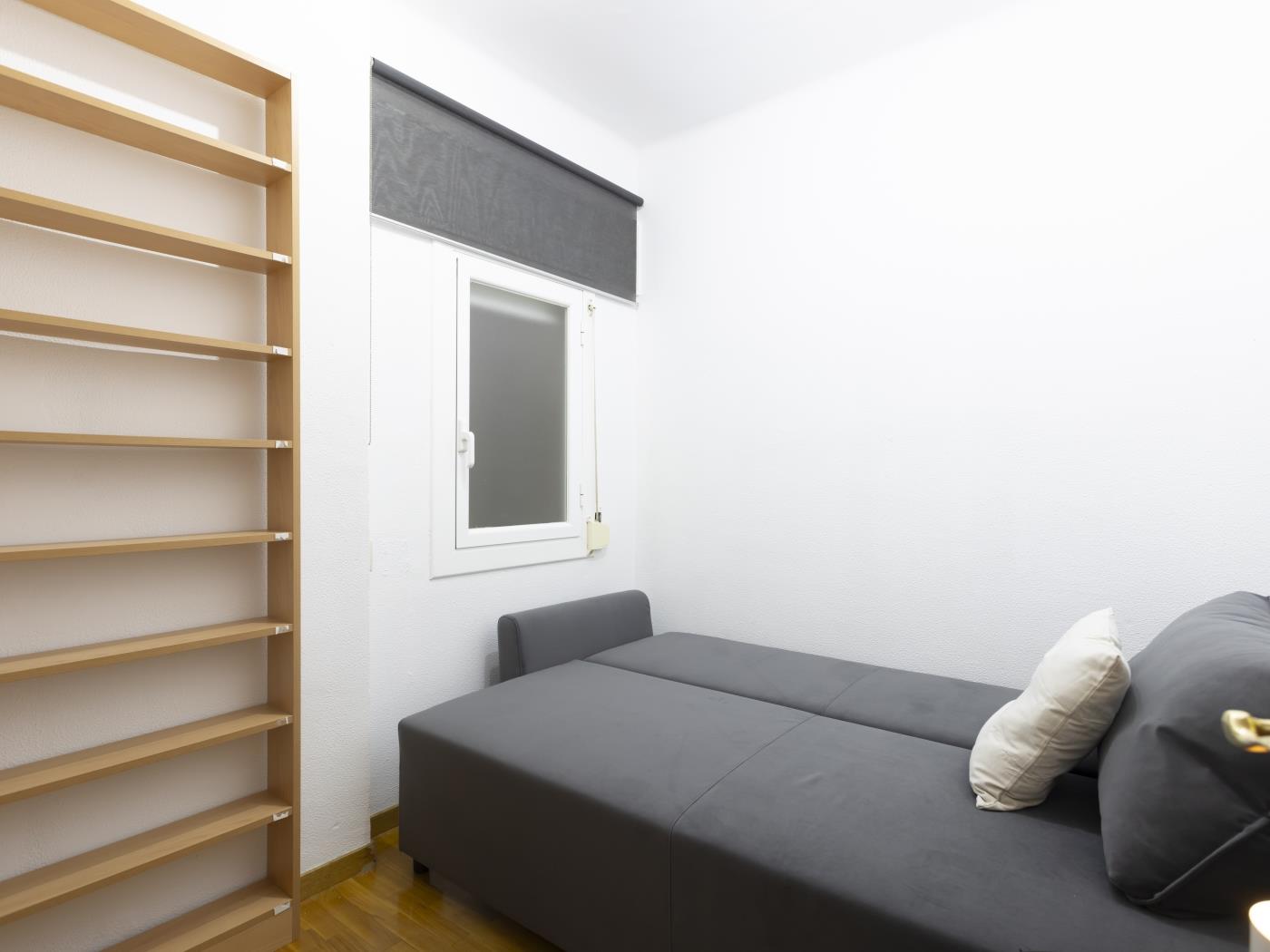 Bright Apartment with Sagrada Família Views - My Space Barcelona Apartments